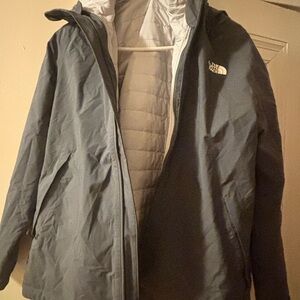 The North Face woman’s  Dark Gray dry vent Jacket 2 pieces